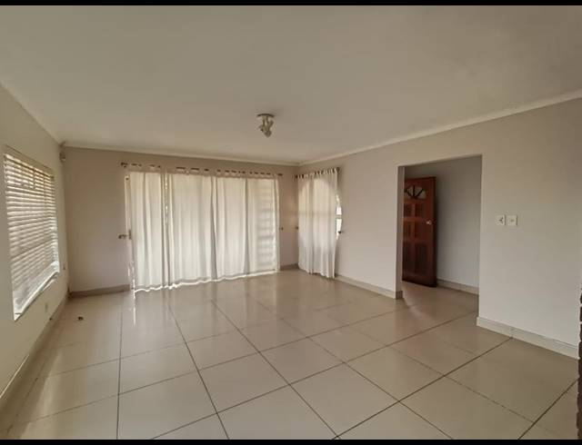 3 BEDROOM HOUSE FOR SALE IN EASTWOOD